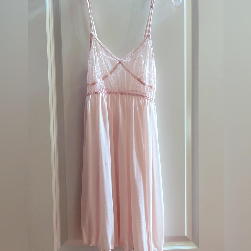 Night gown